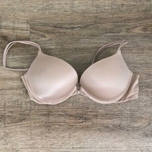 Victoria’s Secret bra